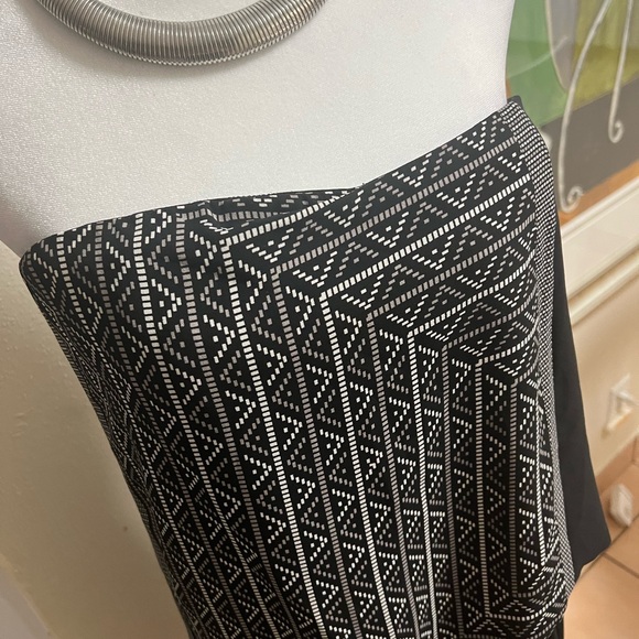 BCBGMAXAZRIA size 6 (M) never used . NWT. - Picture 13 of 15